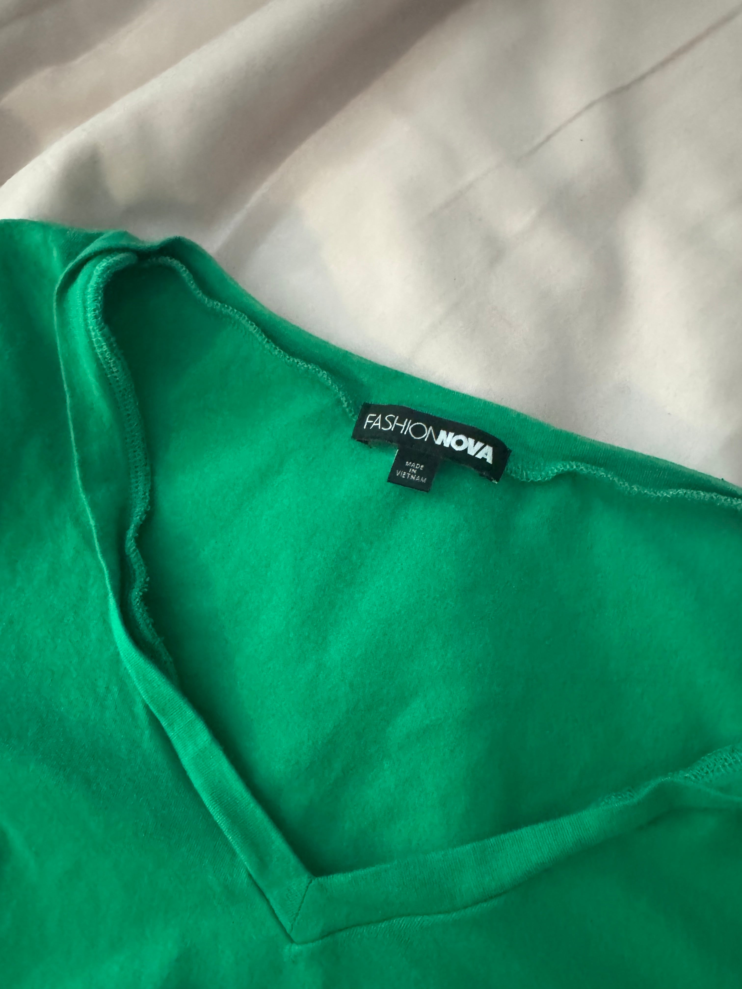 FASHION NOVA TOP SIZE M