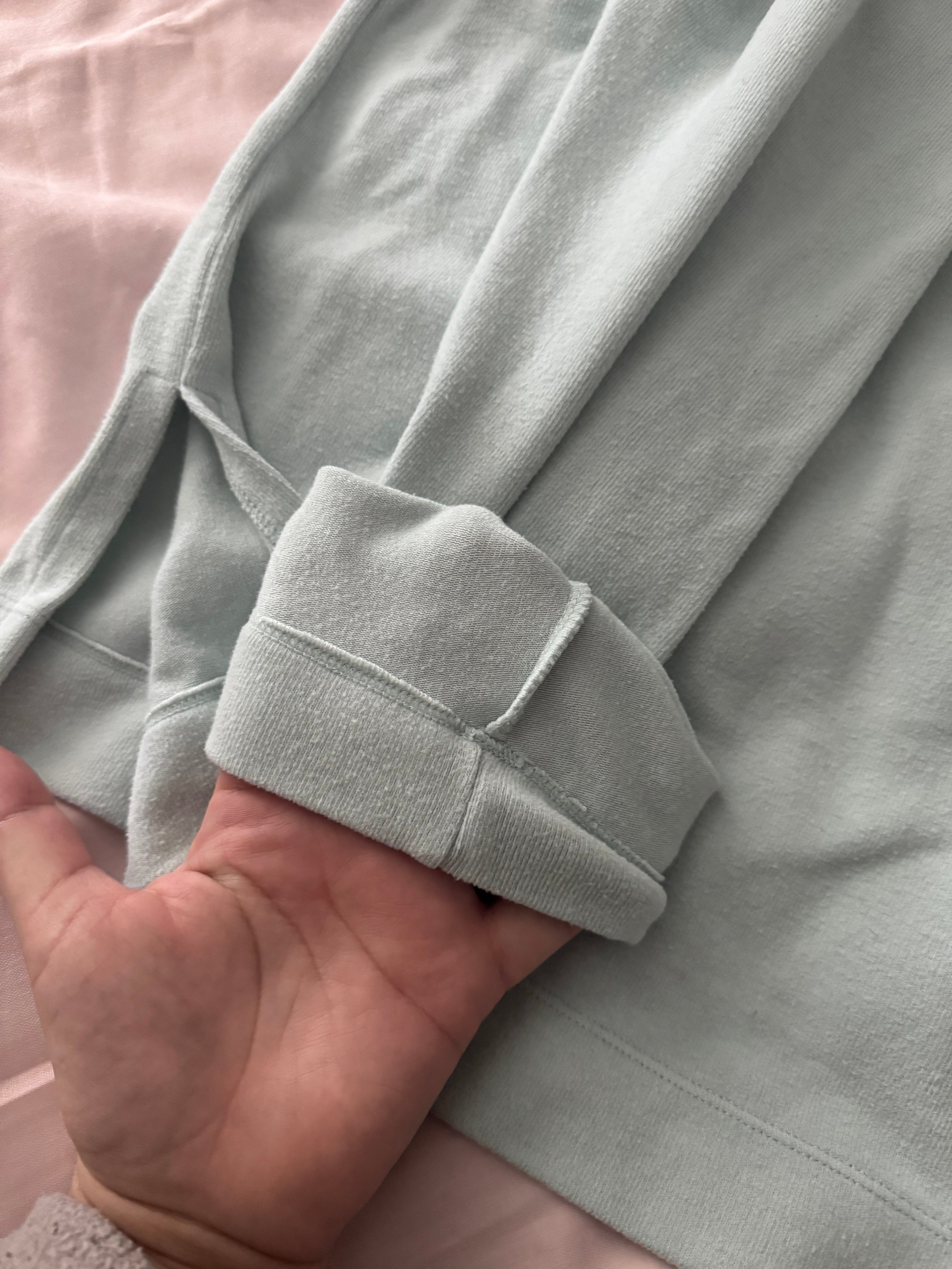 CALVIN KLEIN SWETER SIZE L