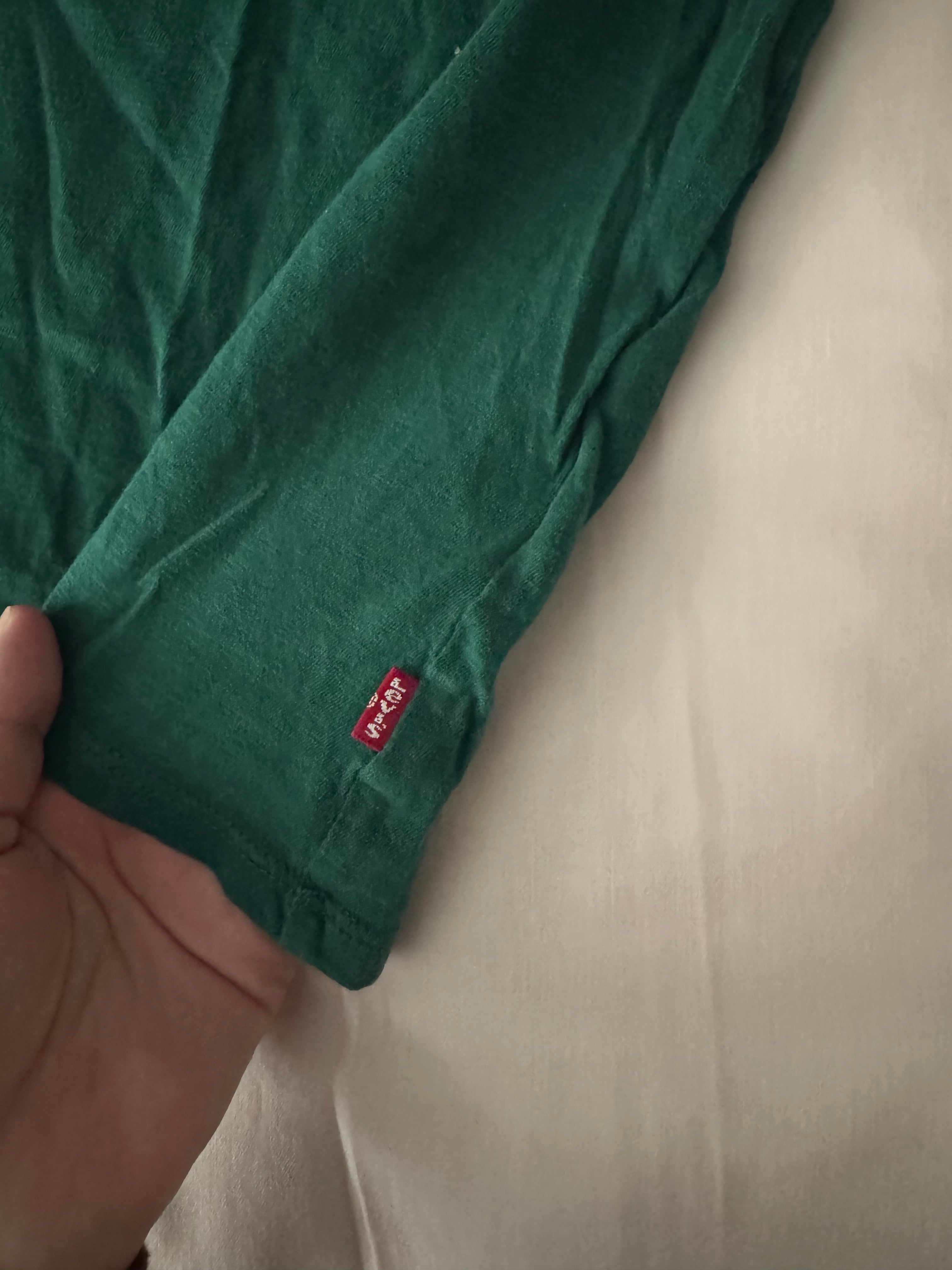 LEVIS T SHIRTS SIZE S