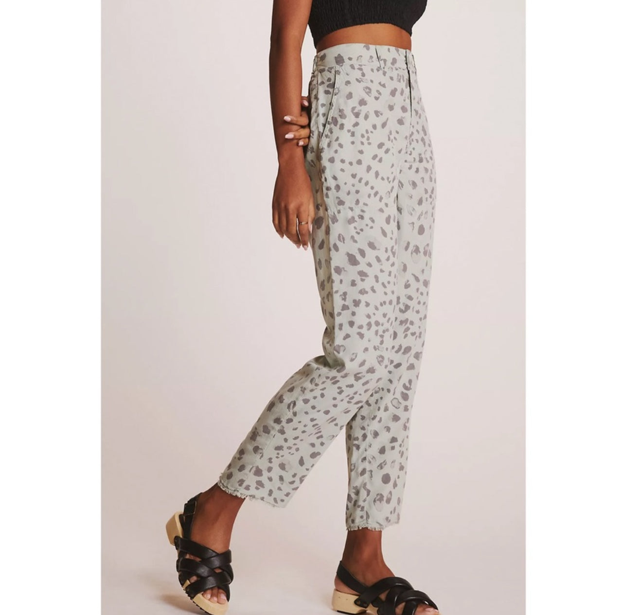 ANTHROPOLOGIE BOTTOMS